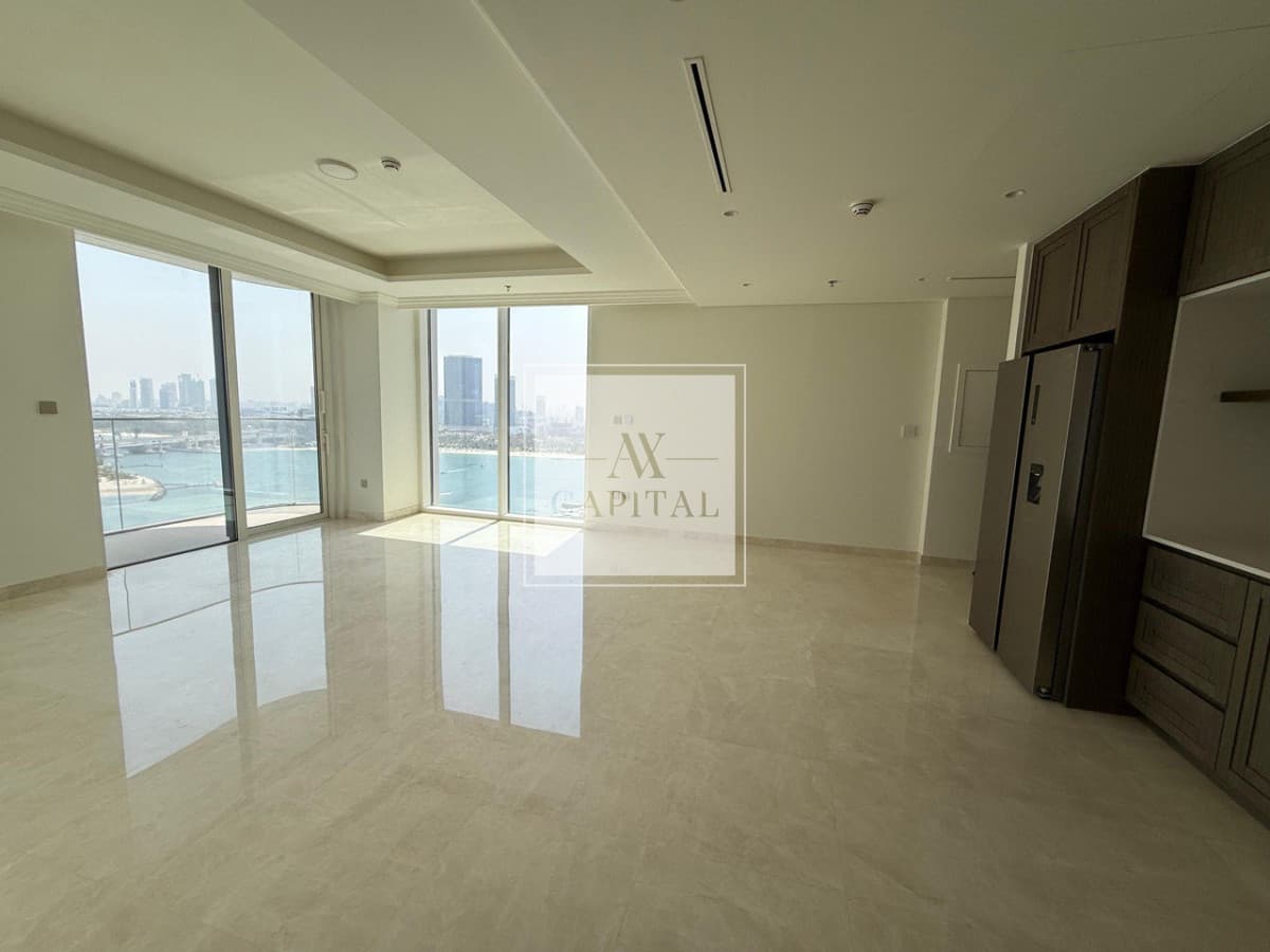 Modern 2BR | Private Balcony | Prime Location - 3