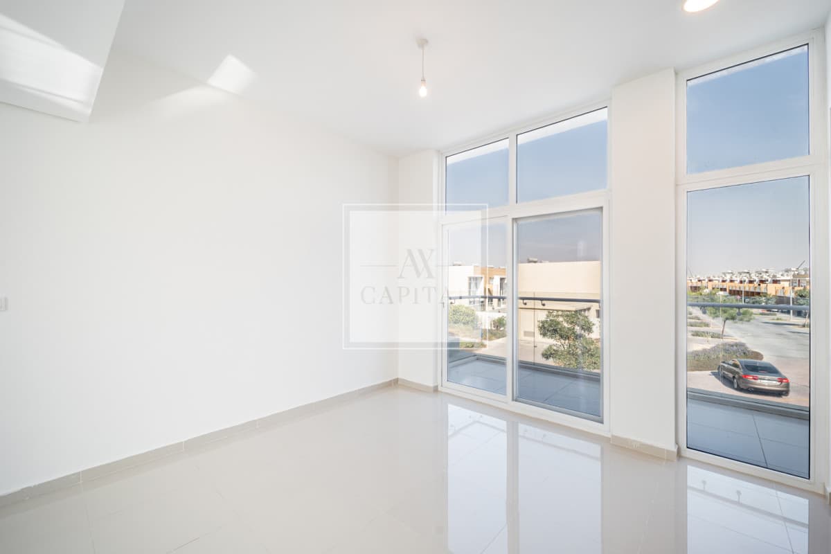 Exclusive | Ready To Move | Spacious