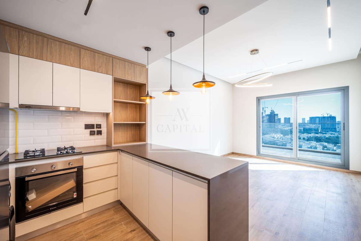 Large 1 bed | Park View | Pool View - 2