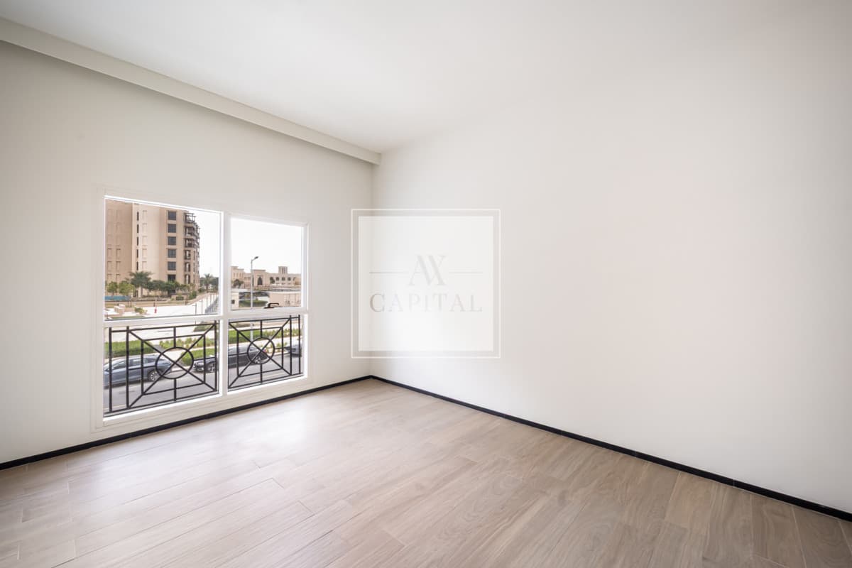 Luxury 2BHK | Chiller Free | Vacant | Unfurnished - 2