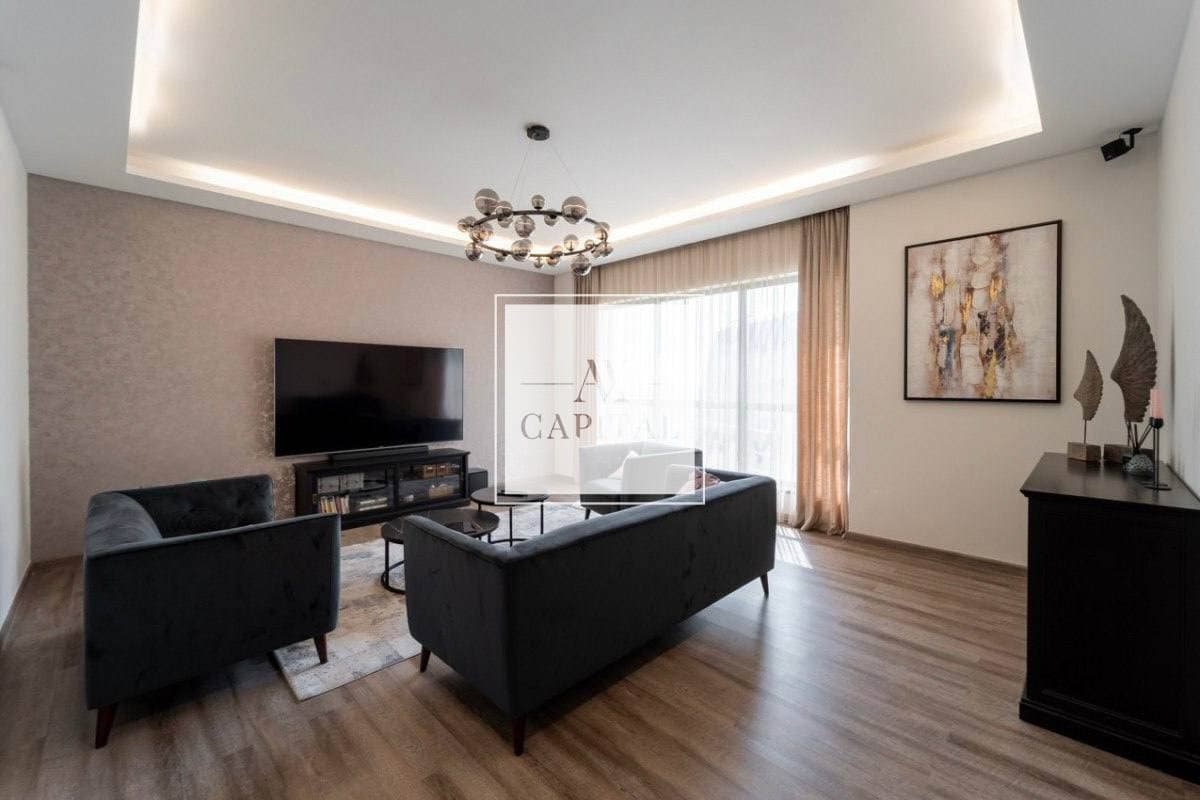 Exclusive | Large Upgraded 3BR+Maid | Furnished - 2