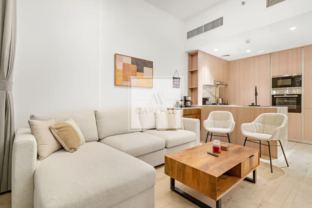 Fully Furnished 2BHK | Upgraded | Stunning View