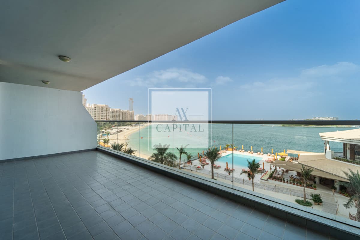 Prime Location | Amazing 1 BR | Full Sea View