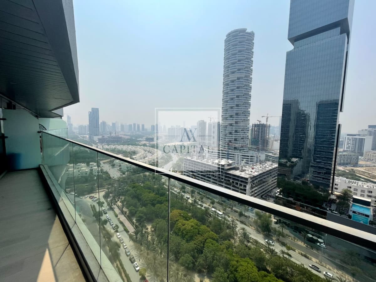 SPACIOUS | VERY BRIGHT | CORNER UNIT | OPEN VIEW
