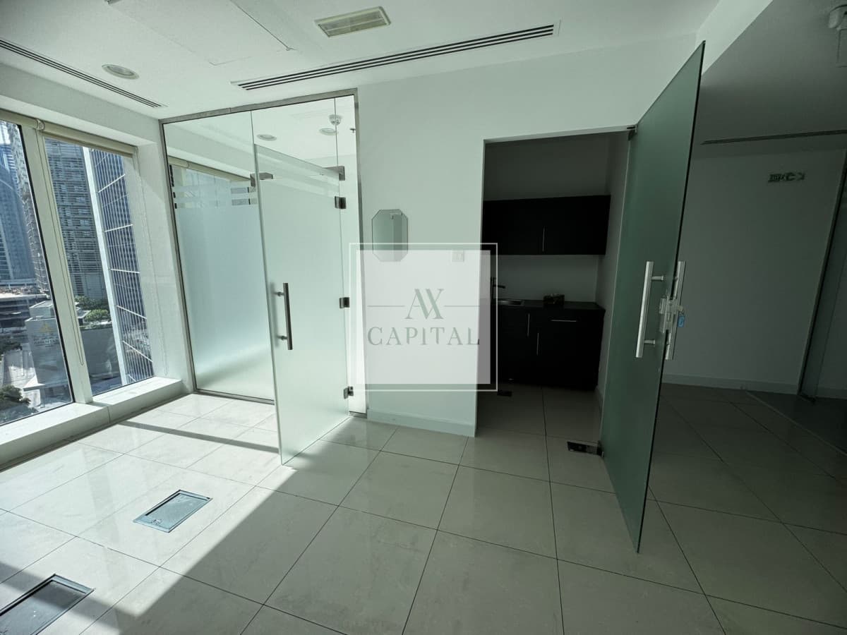 FITTED | CANAL VIEW | BUSINESS BAY | Mid Floor - 3