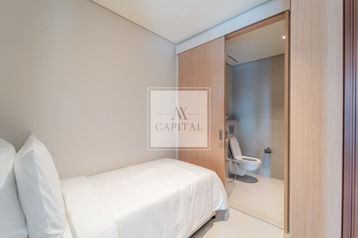 Burj View | High Floor | Vacant | Below market