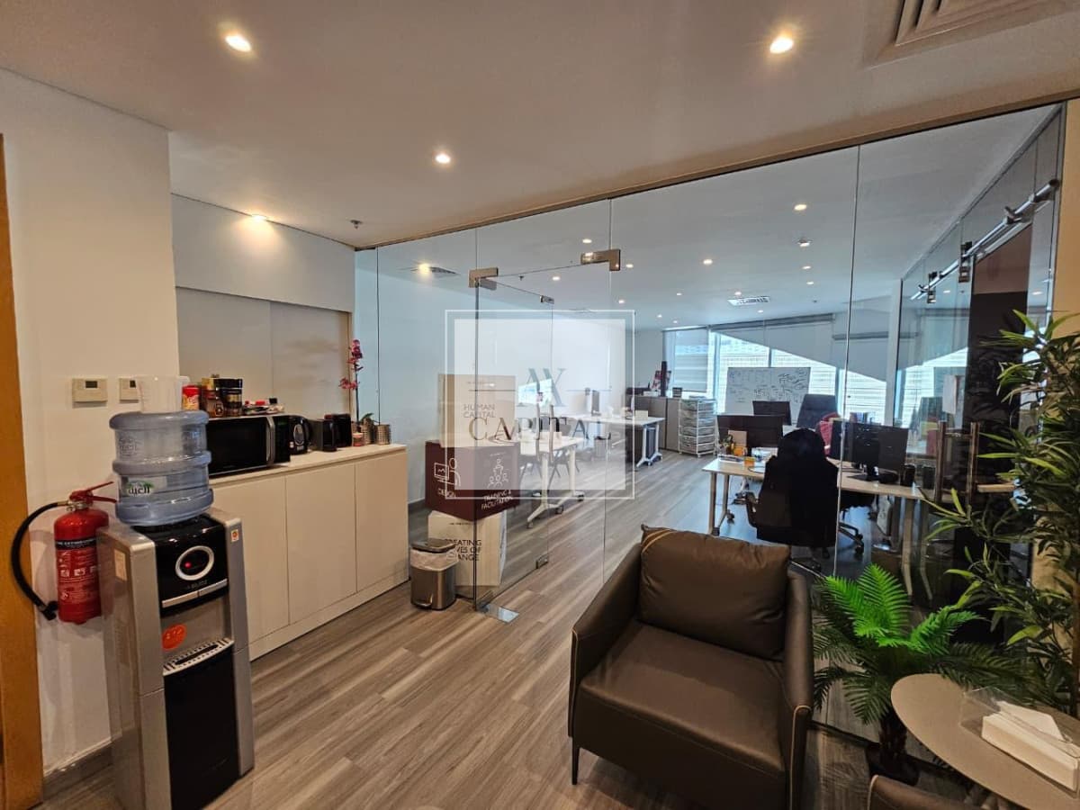 FURNISHED | LESS TRAFFIC AREA| WR & PANTRY INSIDE - 3