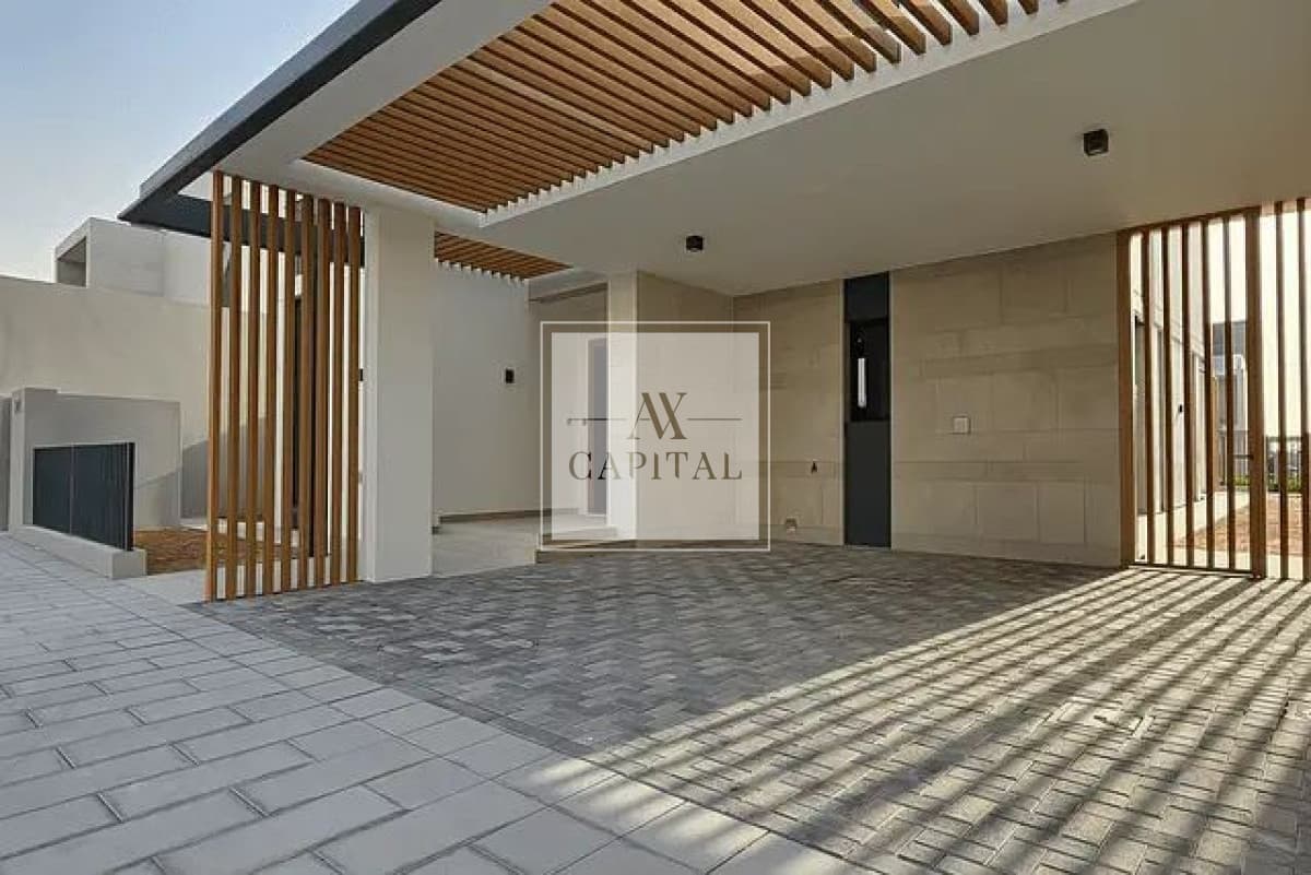 Brand New Villa | Best Family Community | Vacant - 2