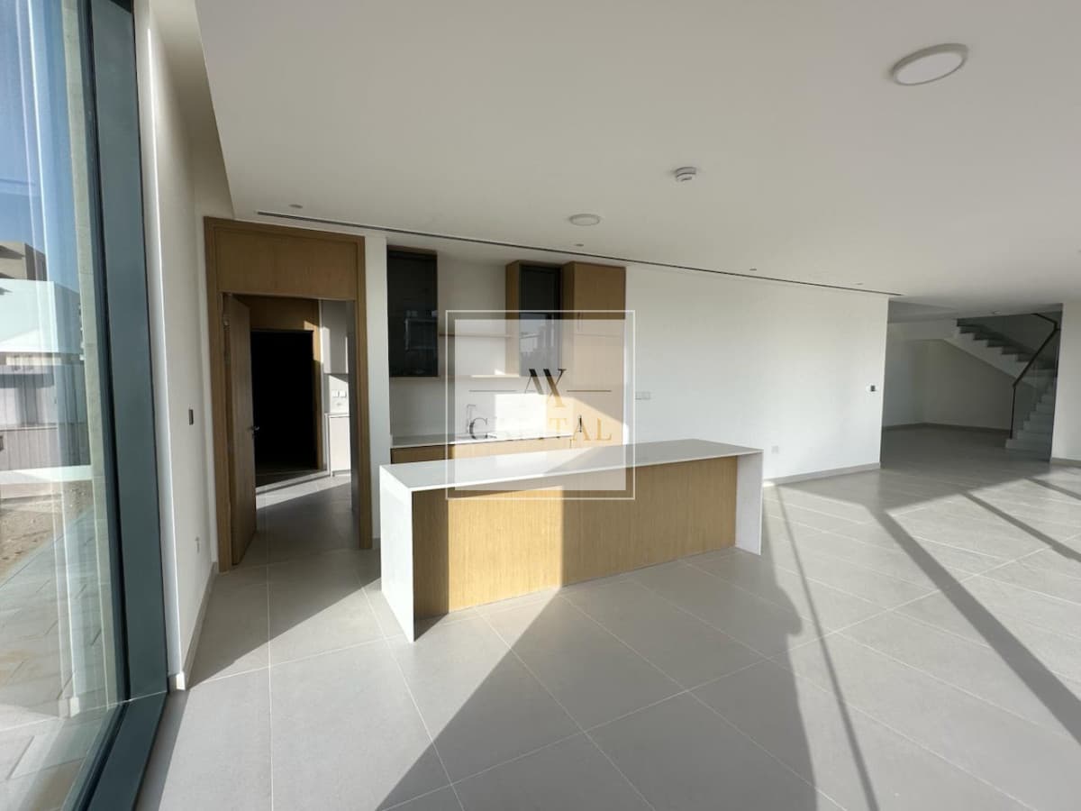 Brand New | Luxury Villa | Community Expert - 3