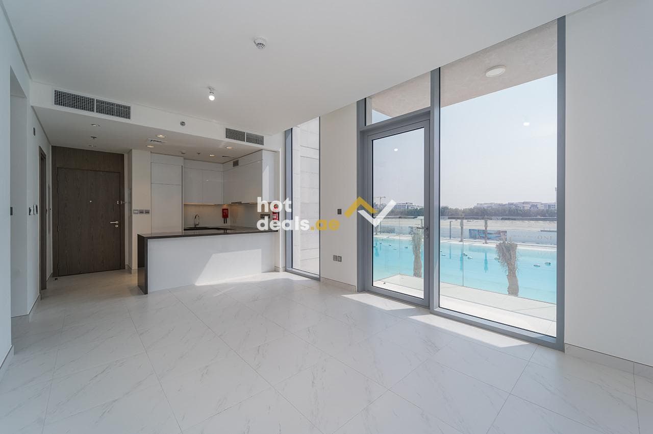Spacious | Lagoon View| Lower floor l