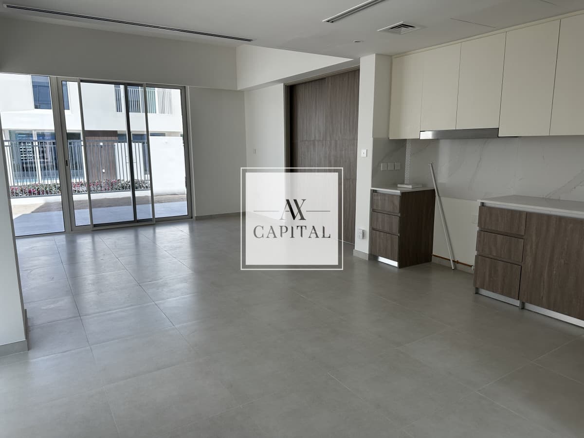 Near Pool | Bright and Spacious | Ready