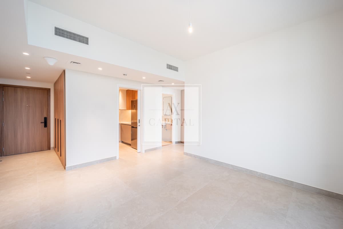 Pool view | 2BR plus Study | Closed kitchen