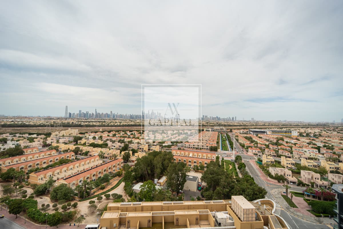 Full marina skyline view | Best amenties | Bright