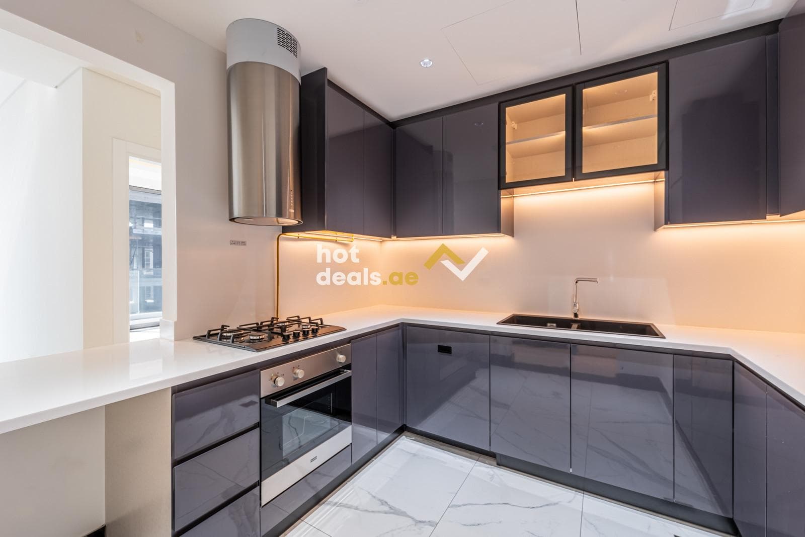2BR Simplex | Luxurious | Spacious | Canal View