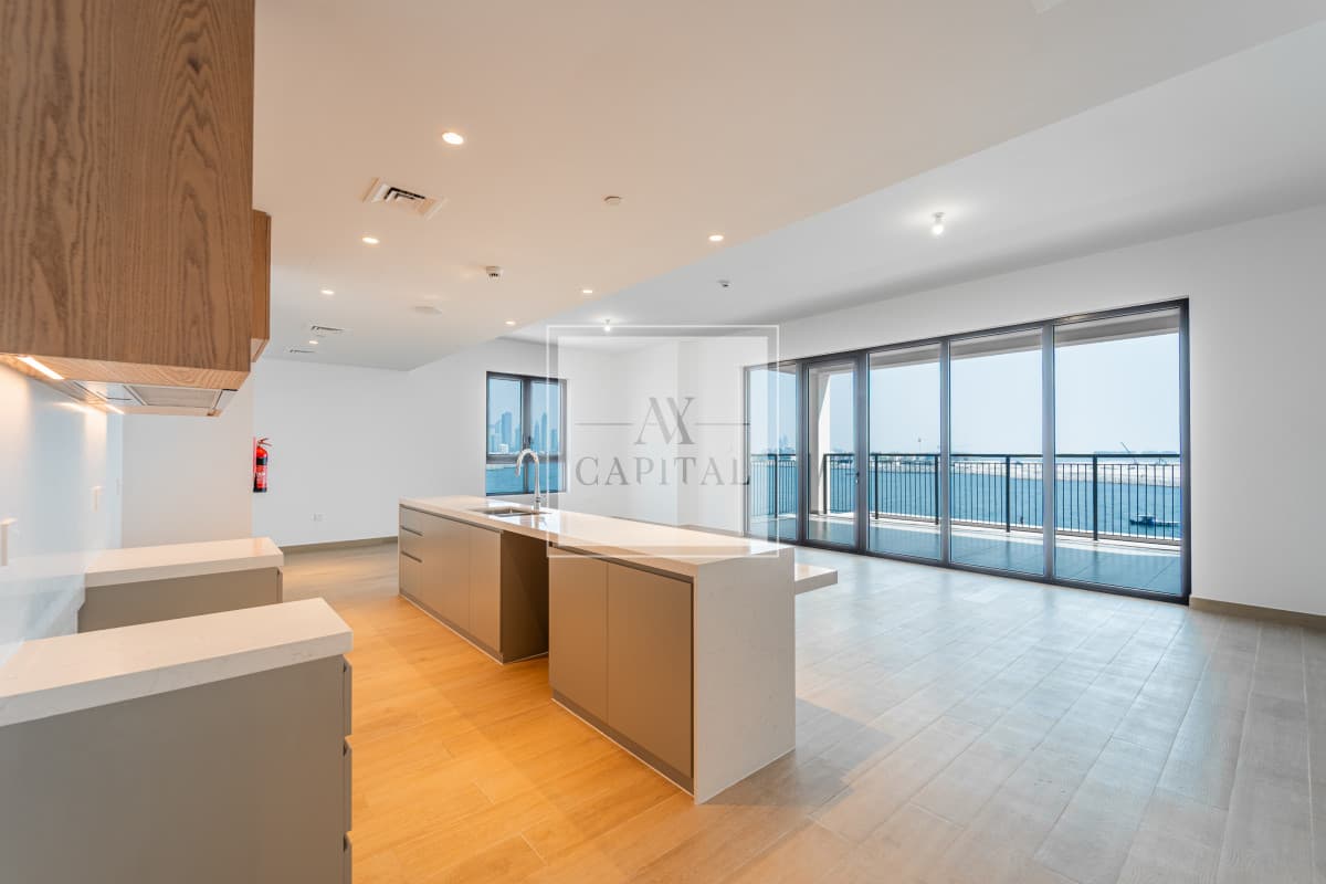 Sea and Burj Khalifa Skyline | Unique Corner Unit