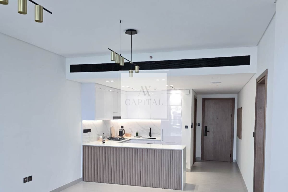 SPACIOUS LAYOUT | BRAND NEW | BELOW OP