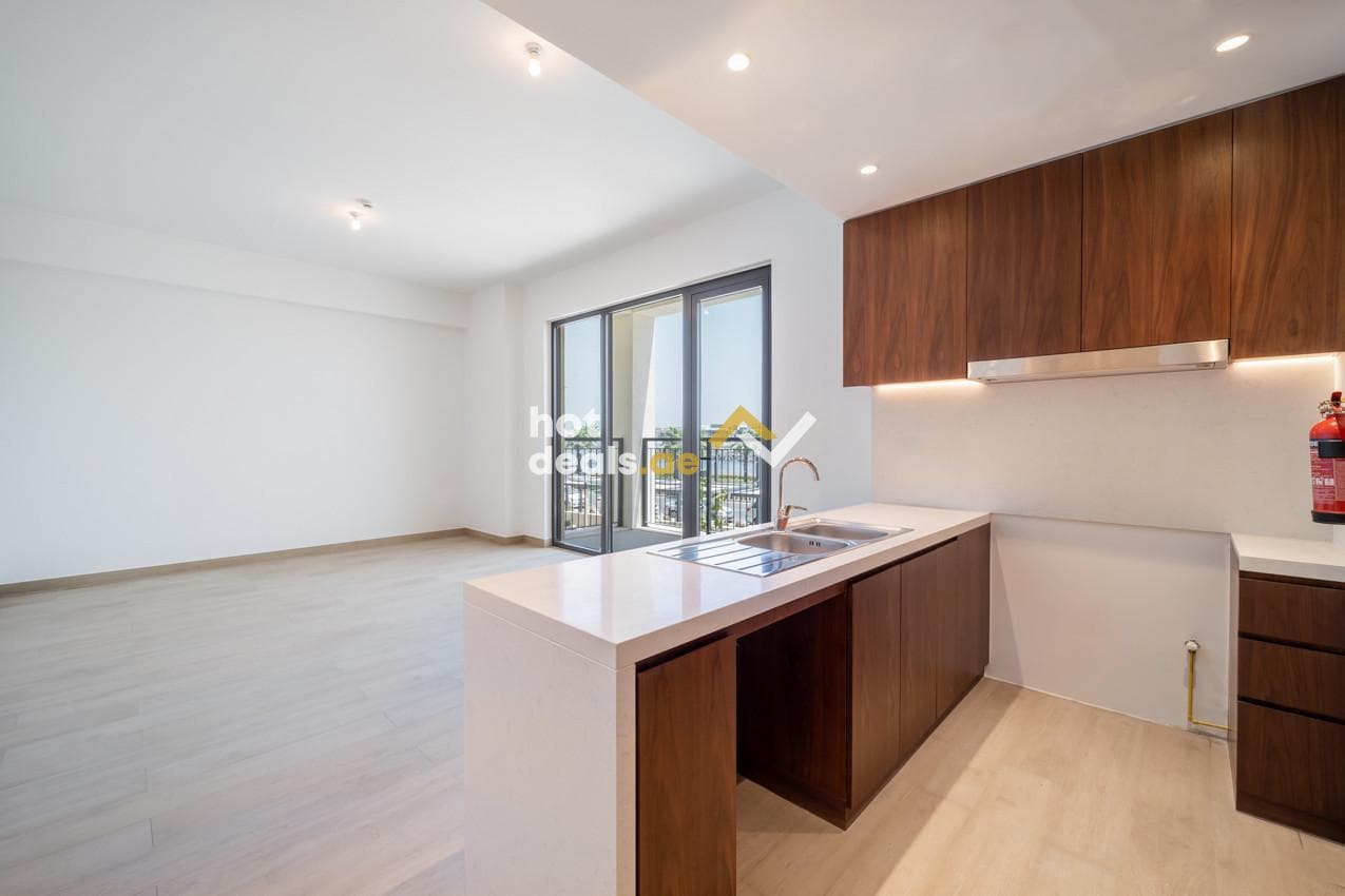 Best Layout | Partial Sea View | Ready to Move